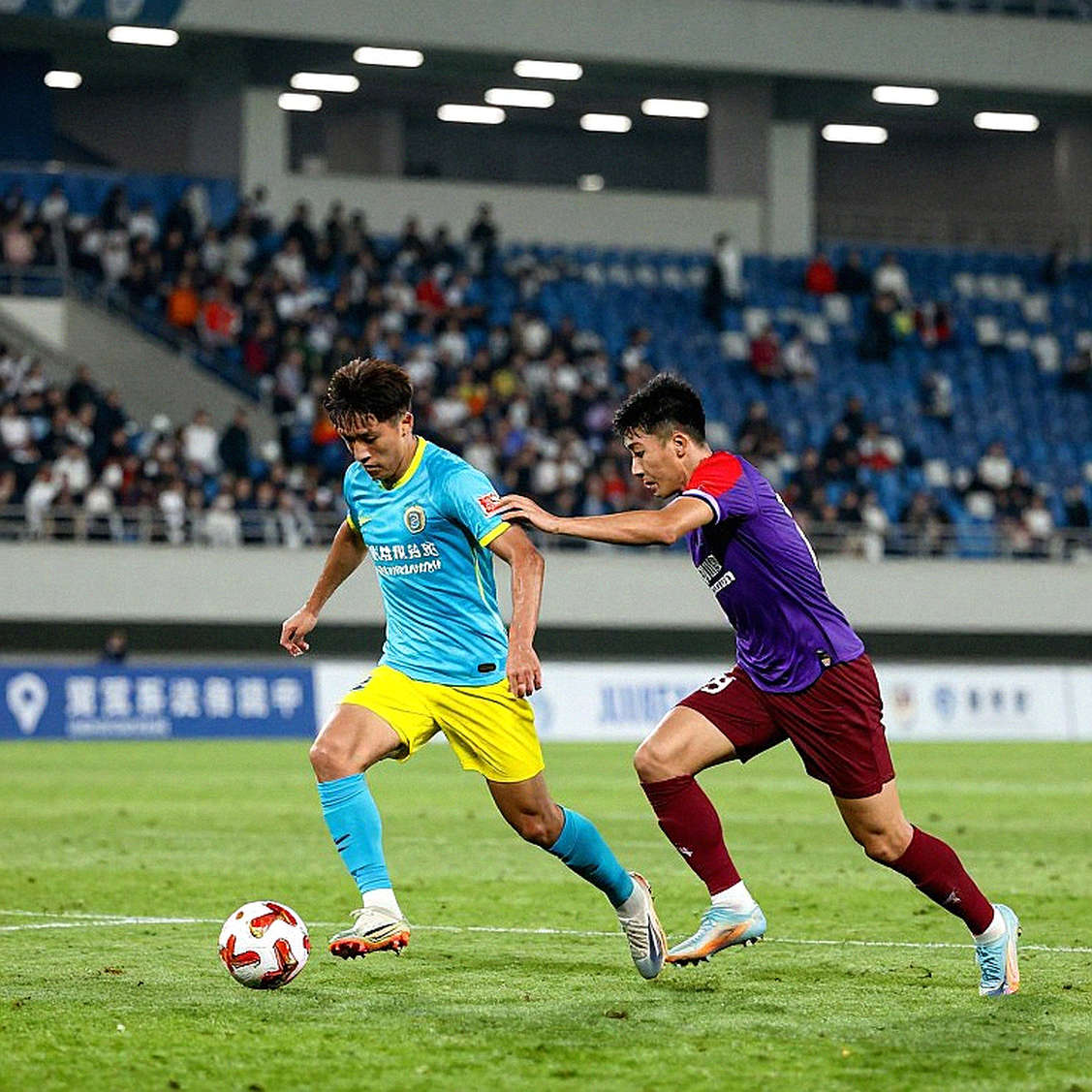 Al-Farraj nổi sóng trước chung kết Al-Ahli vs Sundowns: Lời cổ vũ hay đòn bẩy dư luận?