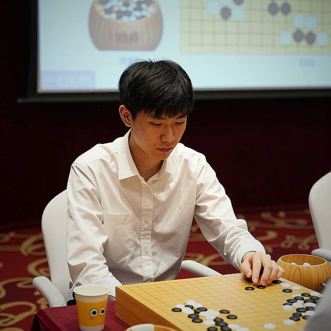 ChessBase Magazine #225: 27 Miniatures, Four Annotators, and a Headline With No Data Behind It ChessBase Magazine #225: 27 Miniatures, Four Annotators, and a Headline With No Data Behind It