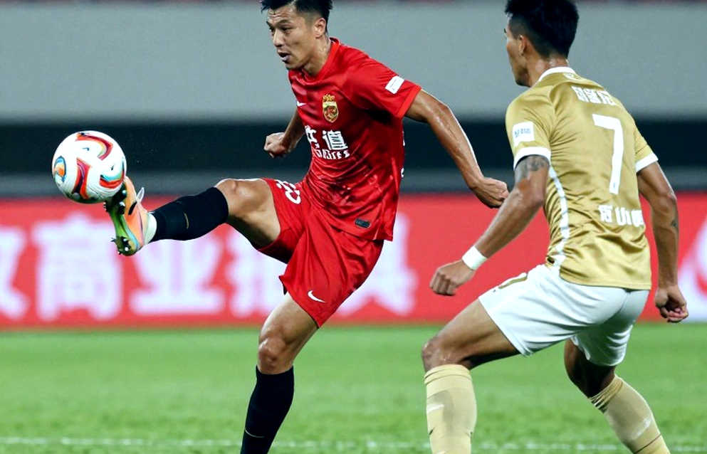 Kỳ chuyển nhượng V.League và tuyến giữa chưa được giải của đội tuyển Việt Nam Kỳ chuyển nhượng V.League và tuyến giữa chưa được giải của đội tuyển Việt Nam